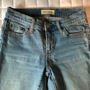 Gap 1969 slim crop jean. Size 24 waist.